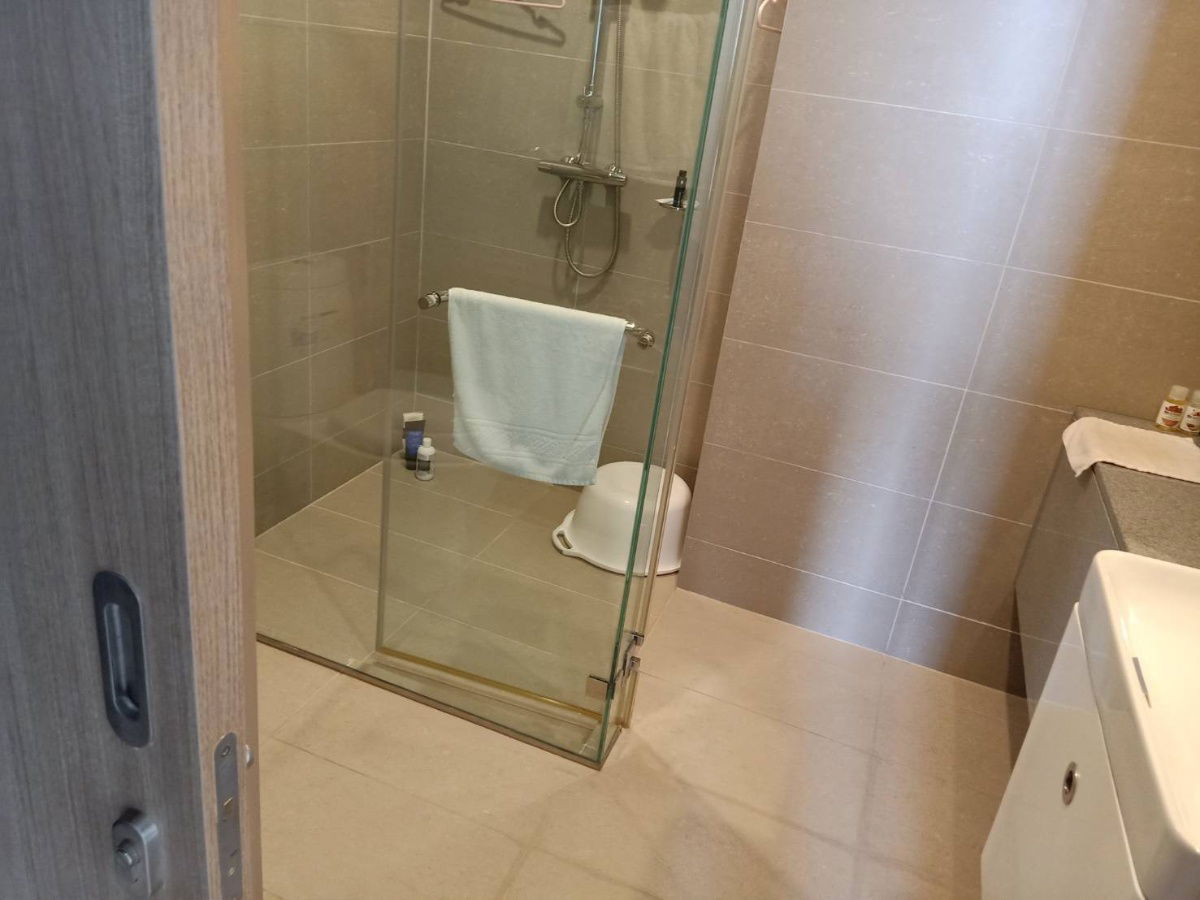 picture 1 bedroom at Noble Ploenchit with fully furnished on 34th floor have beautiful view - 3/9
