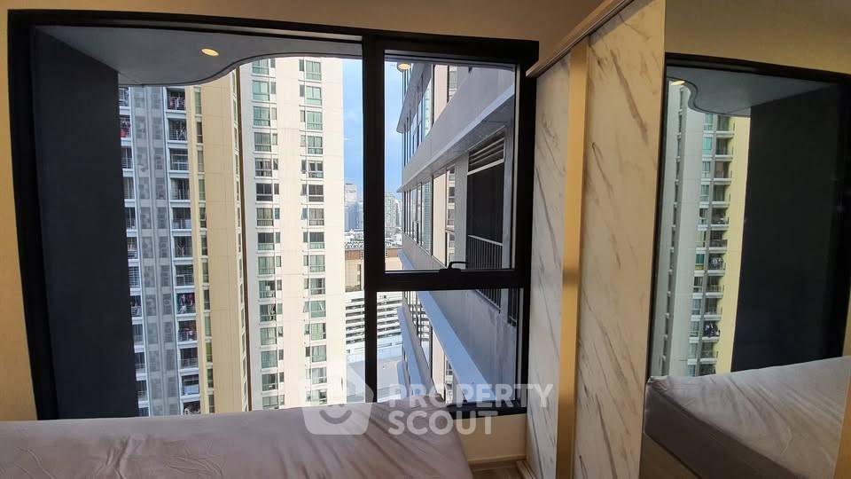 picture Studio Condo at Ideo Mobi Asoke near MRT Phetchaburi (ID 2213029) - 2/12