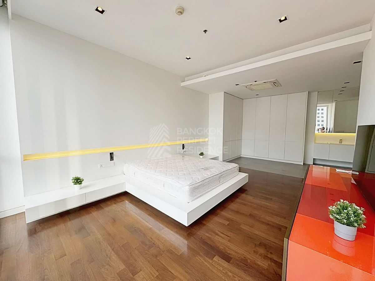 รูป 🏙️ Domus 16 — คอนโดหรูสไตล์ White Modern ใจกลางอโศก พร้อมวิวเปิดโล่ง - รูปที่ 12/17
