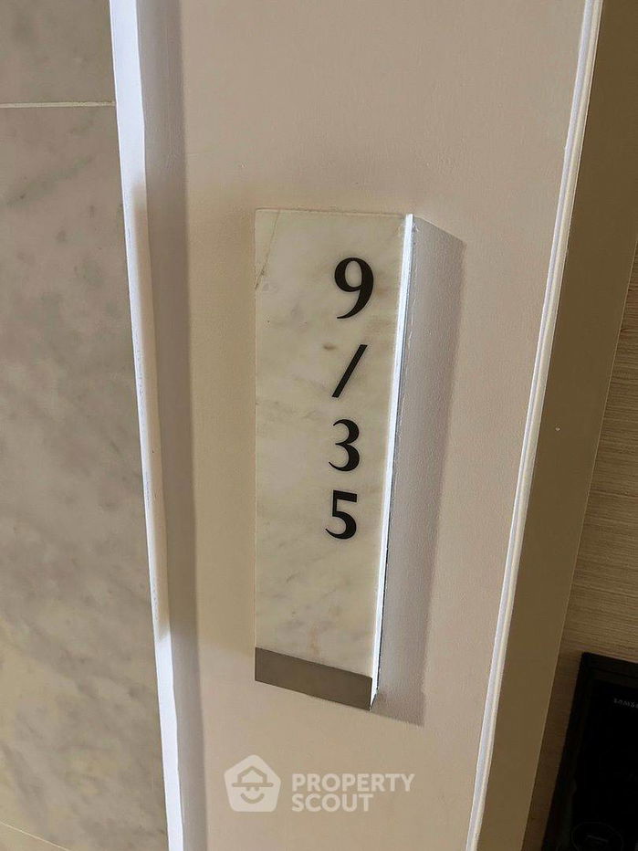 picture 2-BR Condo at LIV @ 49 near BTS Thong Lor (ID 984962) - 3/16