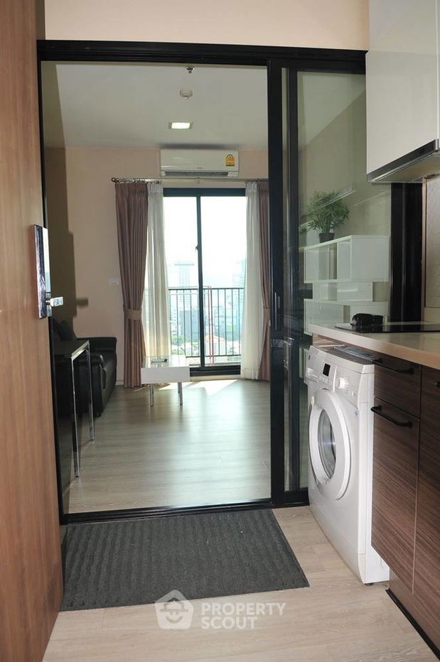 picture 1-BR Condo at Condolette Midst Rama 9 near MRT Phra Ram 9 (ID 1555817) - 2/20