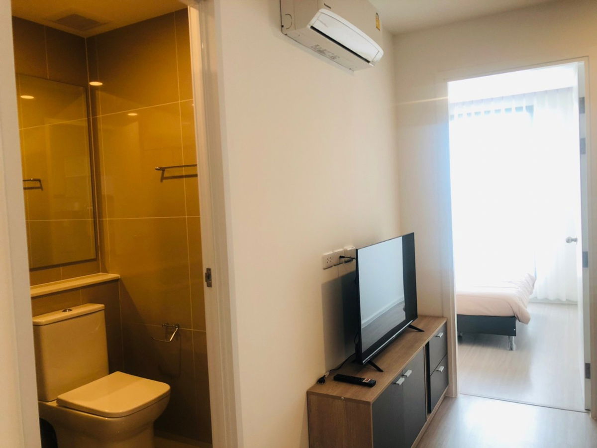 รูป ให้เช่าเดนิมจตุจักร ห้อง 1 BEDROOM PLUS วิวสระว่ายน้ำ ชั้น 20 พร้อมเฟอร์นิเจอร์และเครื่องใช้ไฟฟ้า - รูปที่ 12/37
