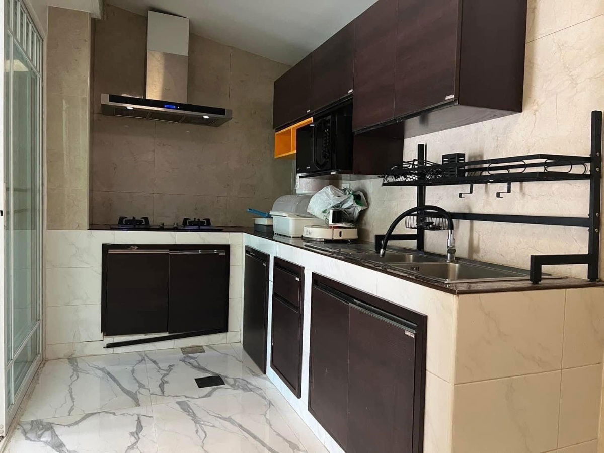 รูป 🏡 ขายบ้าน หมู่บ้านอินดี้ 2 หลังเมกะบางนา (บ้านหลังมุม)   - รูปที่ 8/13