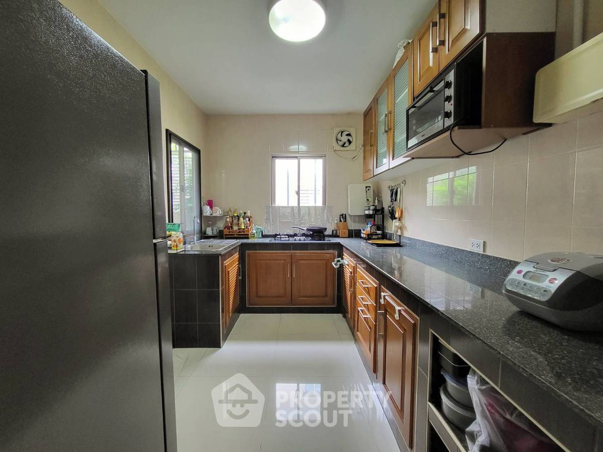 picture 3-BR House in Suan Luang (ID 1490447) - 6/14