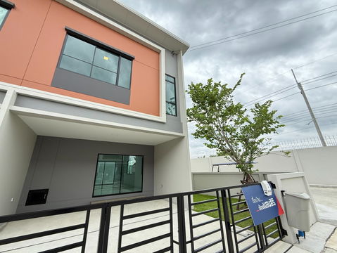 ✨ Beautiful townhome, modern design, near the BTS, start a new life at "Siri Place Ratchaphruek 346"