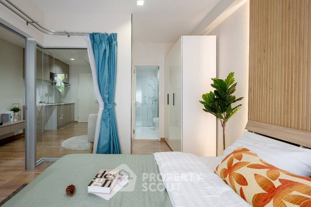 picture 1-BR Condo at The Seed Musee Sukhumvit 26 near BTS Phrom Phong (ID 1859345) - 9/14