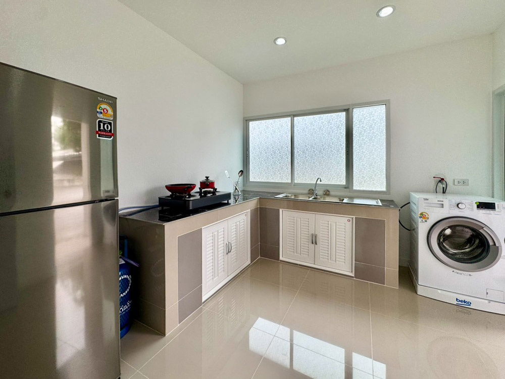 รูป ทุนดีมีชัย! บ้านเดี่ยวพร้อมผู้เช่า ใกล้โรงเรียนนานาชาติ ผลตอบแทน 8.5% ใจกลางหางดง! - รูปที่ 4/12