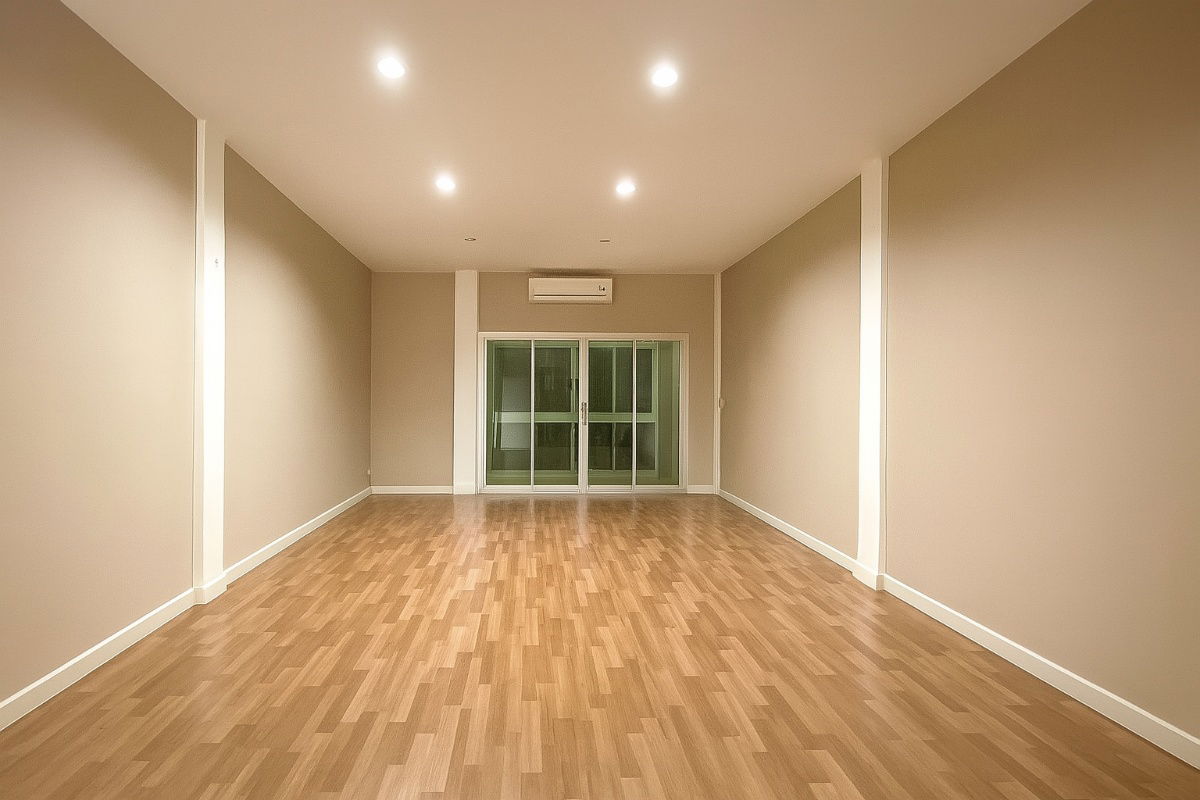 picture Townhouse, 3.5 floors, 45 square wah, lots of parking space, cheapest price in Soi Lat Phrao 122 - 7/19
