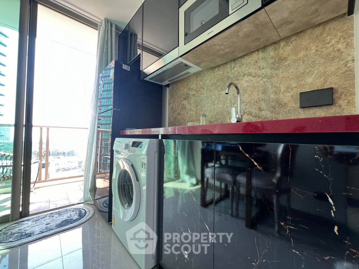 picture 1-BR Condo at The Riviera Ocean Drive close to Jomtien Beach (ID 2080033) - 6/8