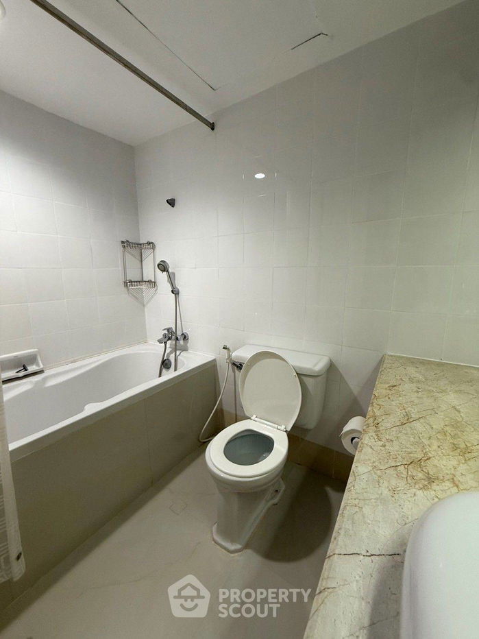 รูป คอนโด 2-ห้องนอน ที่ บ้านสวนเพชร คอนโดมิเนียม ใกล้ BTS พร้อมพงษ์ (ID 2217177) - รูปที่ 6/8