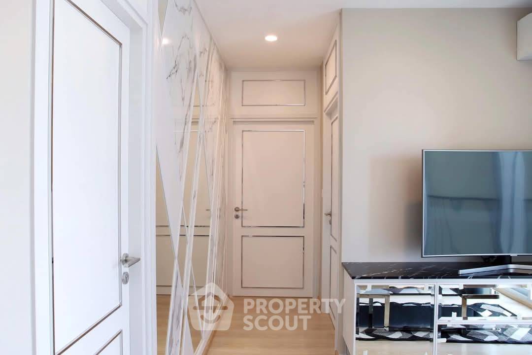 picture 2-BR Condo at Noble Revolve Ratchada 2 near MRT Thailand Cultural Centre (ID 1897827) - 8/15