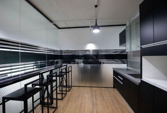 picture FOR RENT  OFFICE PROPERTY  80000 BAHT per MONTH - 6/8