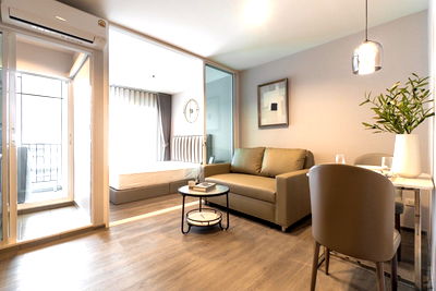 Condos for rent : FOR RENT  :  E030722  :   ( Regent Home Bangna (New Project) )