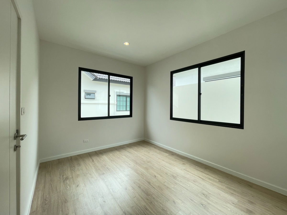 รูป บ้านแฝด ทำเลดี ราคาจับต้องได้ ราคาเพียง 4.99 ล้าน เหมาะทั้งอยู่อาศัยและลงทุน - รูปที่ 16/20