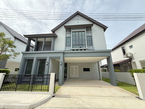 House for sale Modern  Farmhouse at Saransiri  Pracha Uthit 90