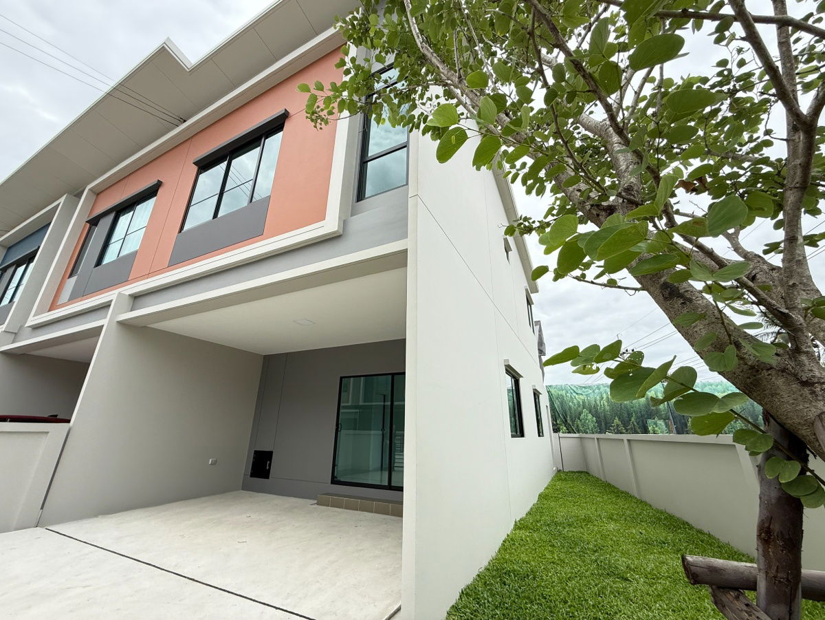 รูป 🌳 บ้าน + ส่วนกลางครบ = คุ้ม! ทาวน์โฮมพร้อมพื้นที่สีเขียว ฟิตเนส สนามเด็กเล่น - รูปที่ 8/8