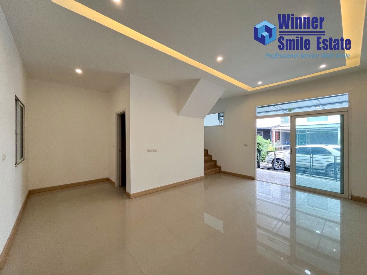 รูป ขายบ้าน กัสโต้ บางนา-สุวรรณภูมิ บ้านรีโนเวทแล้ว พร้อมต่อเติมครัวหลังบ้าน และหลังคาโรงรถ - รูปที่ 1/10