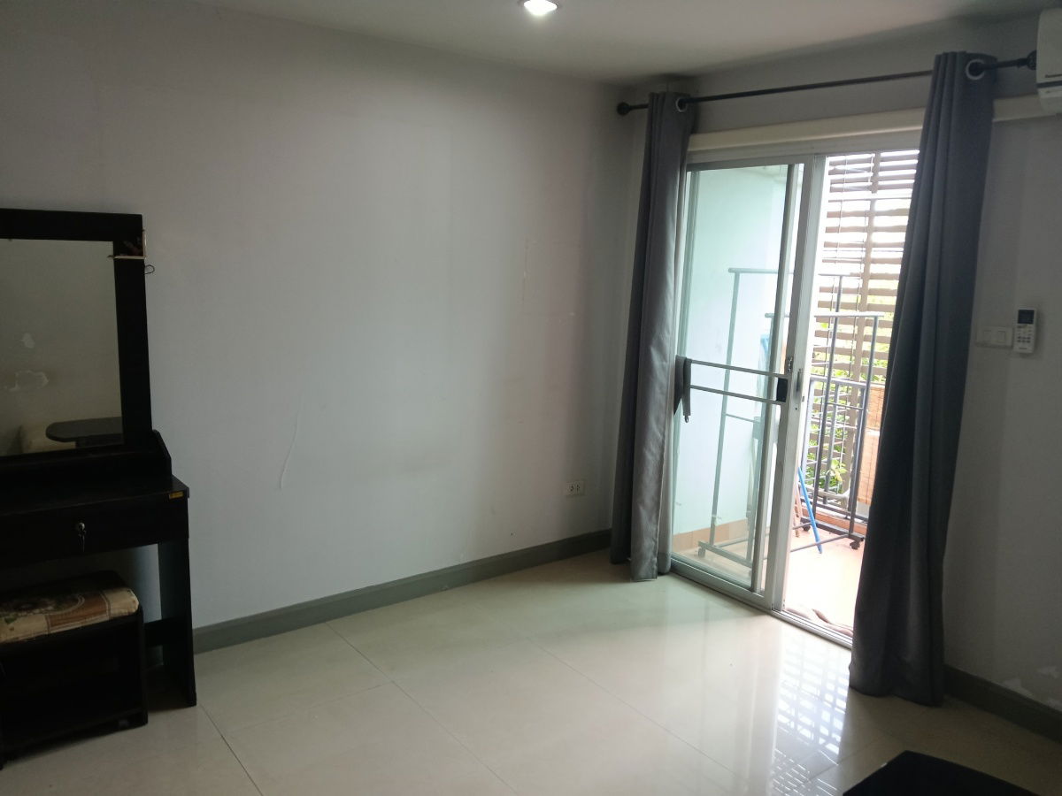 picture Condo for rent: Regent Home 4 Sukhumvit 85 (Studio room), 3rd floor, near BTS On Nut Station - 2/15