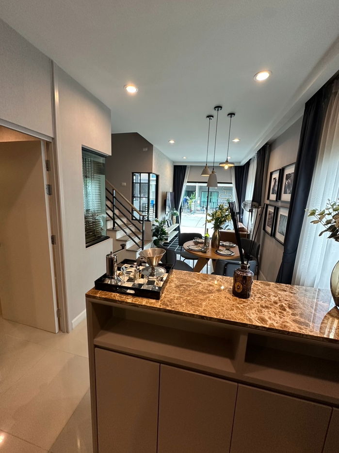 รูป 🏡 ขายบ้าน ตัวอย่าง แปลงมุม “สิริเพลส บางใหญ่” แบบบ้าน Loft-93 พร้อมอยู่ ใกล้เซ็นทรัลเวสต์เกต & MRT 🚆 - รูปที่ 4/12