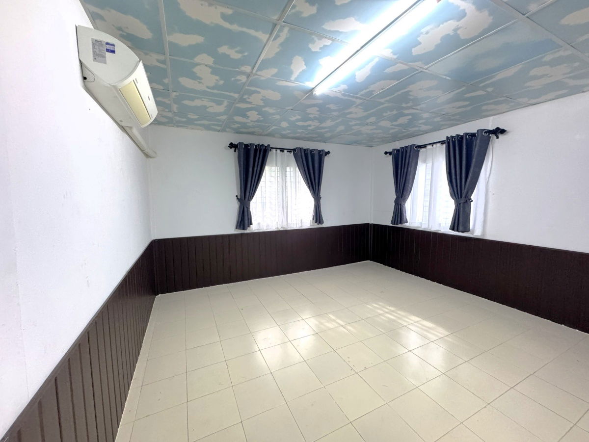 รูป บ้านเช่าเดี่ยวใจกลางบ้านไผ่  จอดรถได้ 3 คัน  เลี้ยงสัตว์ได้ - รูปที่ 1/26