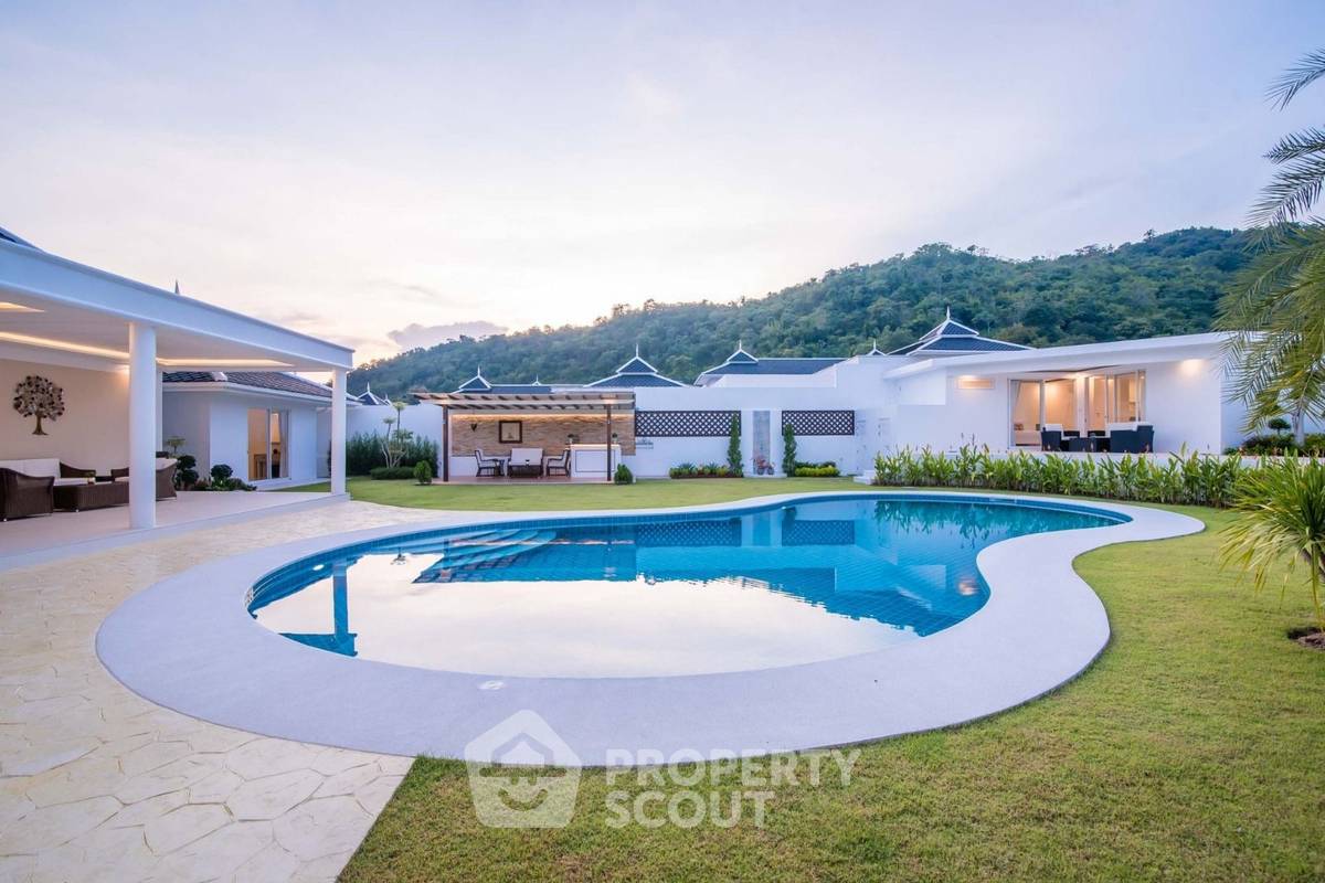 รูป บ้าน 5-ห้องนอน ที่ ฟอลคอน ฮิลล์ ใน หนองแก (ID 2229523) - รูปที่ 6/14