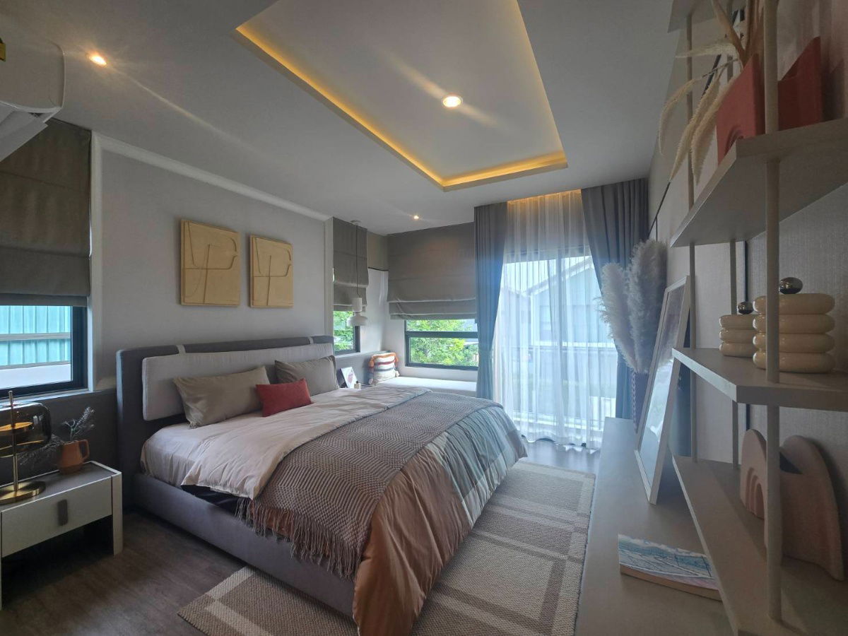 รูป ขายบ้านแฝด ตกแต่งพร้อมเข้าอยู่ งานออกแบบจากแสนสิริ บ้านสวยสวนกลางใหญ่ ทำเลดีติดถนน - รูปที่ 7/12