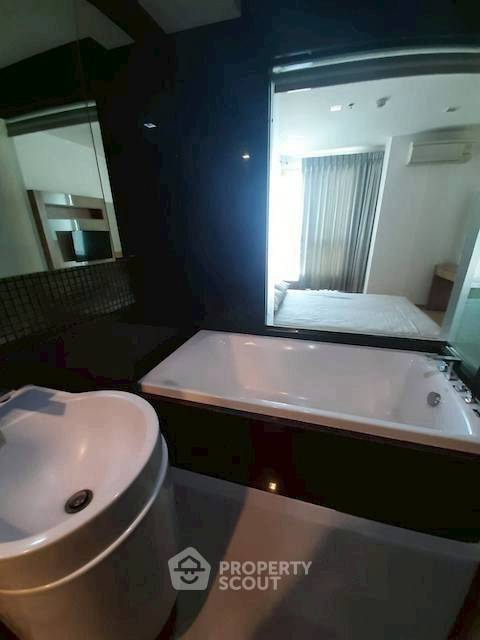 รูป คอนโด 1-ห้องนอน ที่ ริธึ่ม สุขุมวิท 50 ใกล้ BTS อ่อนนุช (ID 2095724) - รูปที่ 2/7