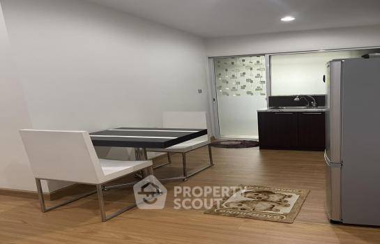 picture 1-BR Condo at Bridge Phaholyothin 37 near BTS Ratchayothin (ID 1899619) - 5/10