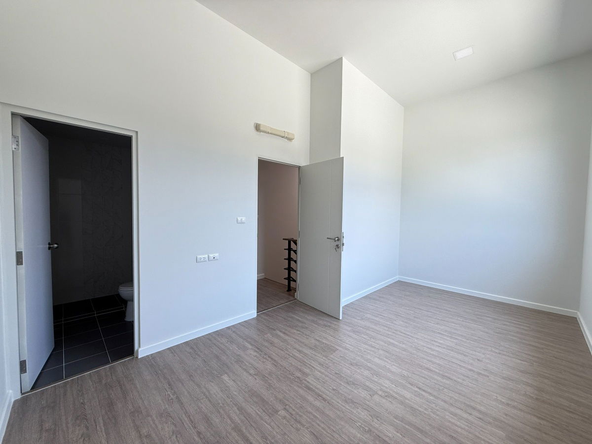 picture 🔥 Ready-to-move-in townhome, Ratchaphruek – 346, great price, full of freebies! - 10/11