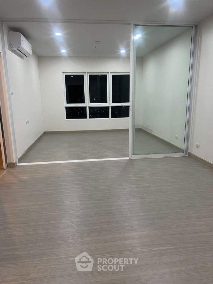 รูป คอนโด 1-ห้องนอน ที่ ศุภาลัย ปาร์ค แยกไฟฉาย ใกล้ MRT ไฟฉาย (ID 699863) - รูปที่ 7/10
