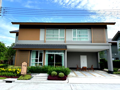 Houses for sale Muang Pathum Thani Pathumthani : Showhouse, fully furnished, ready to move in