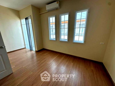 บ้านเดี่ยว ชลบุรี : บ้าน 4-ห้องนอน ใกล้ พัทยาตะวันออก (ID 2229409)