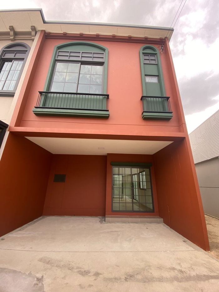 รูป 🏡ทาวน์โฮมใหม่ พร้อมอยู่ สิริ ลาดพร้าว 101 แปลงมุม พื้นที่ใหญ่ 📍ใกล้เซ็นทรัล อีสต์วิลล์  - รูปที่ 1/14