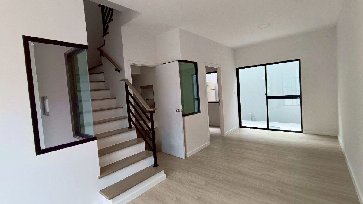 picture House for sale Ansiri Ramkhamhaeng Ready-to-Move-in Project by Sansiri - 6/13