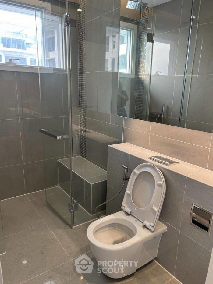 picture 2-BR Condo at The Saint Residences near MRT Phahon Yothin (ID 1413911) - 3/11