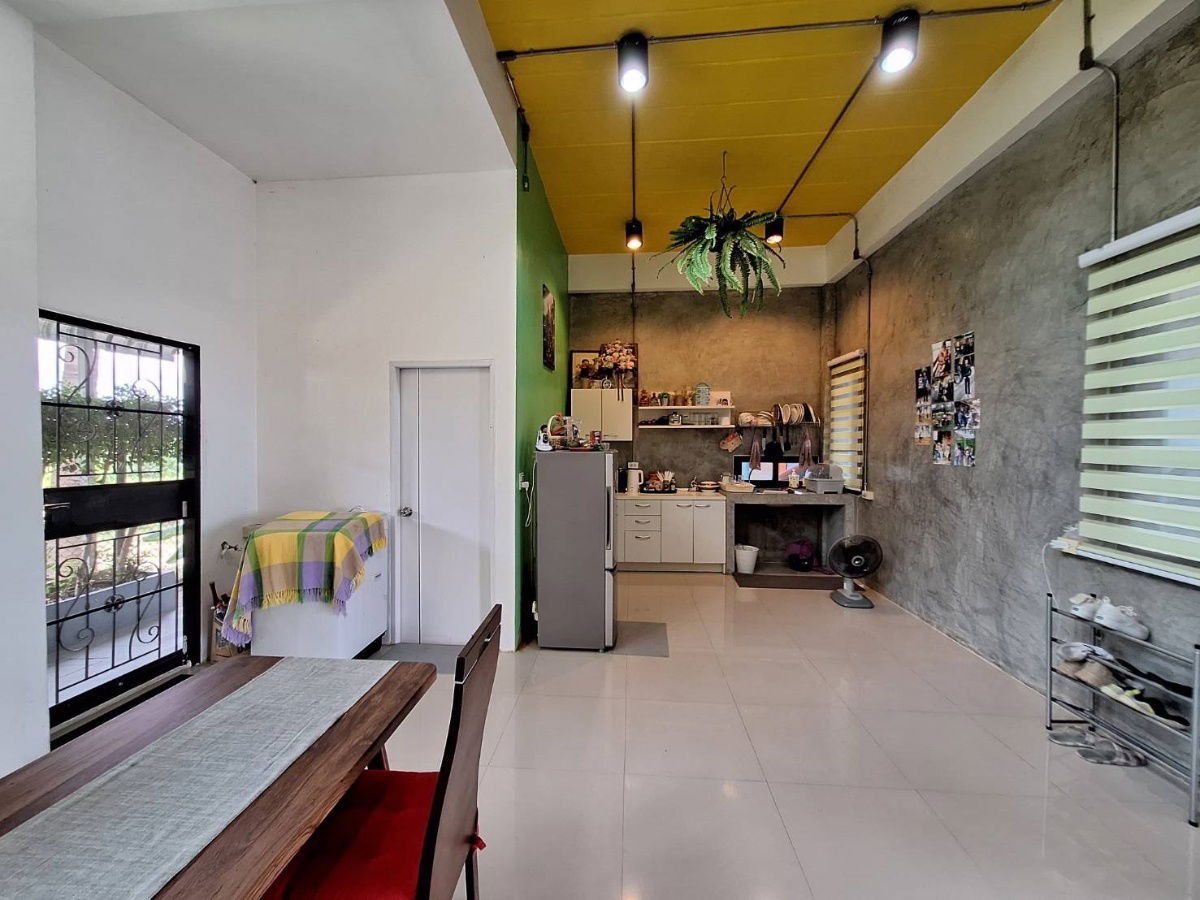 รูป ขายบ้านสวยหลังใหญ่พร้อมอยู่อาศัย รวมที่ดินขนาด 1 ไร่ ติดถนนใหญ่ ใกล้เขาใหญ่-วังน้ำเขียว เหมาะเปิดคาเฟ่ ร้านอาหาร เจ้าของขายเอง - รูปที่ 23/26