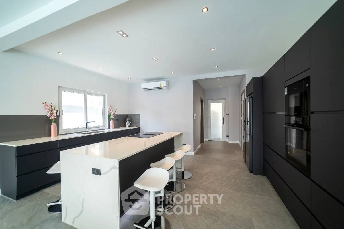 picture 6-BR Villa at Siam Royal View Pattaya close to East Pattaya (ID 2091415) - 11/41