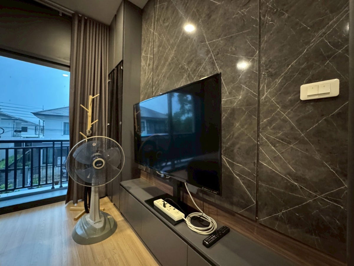 รูป ขายและเช๋า บ้านเดี่ยว บริทาเนีย บางนา กม.12 4ห้องนอน 2จอดรถ พื้นที่ใช้สอย 165 ตร.ม. ที่ดินใหญ่ 62.8 ตร.วา  ตกแต่งสวย ราคา7.5ลบ.ต่อรองได้ เช๋า 45k/ด - รูปที่ 28/49