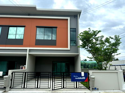Townhouses for sale Pathumthani : House for sale at Siri Place Ratchapruek – 346 (198/157)
