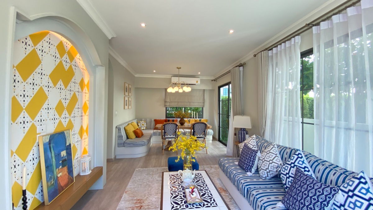 picture Fully furnished semi-detached home, ready to move in, with 149 sq.m. of usable space. Special price at 7.99 million Baht. Hurry, don't miss out!!! - 2/8