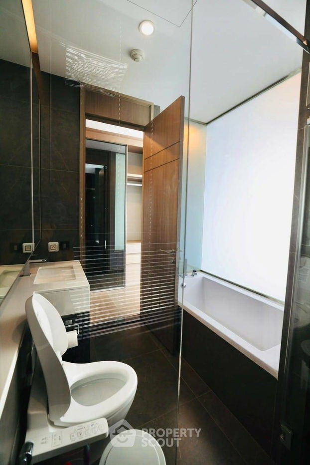 picture 1-BR Condo at The Esse At Singha Complex near MRT Phetchaburi (ID 1880174) - 7/11