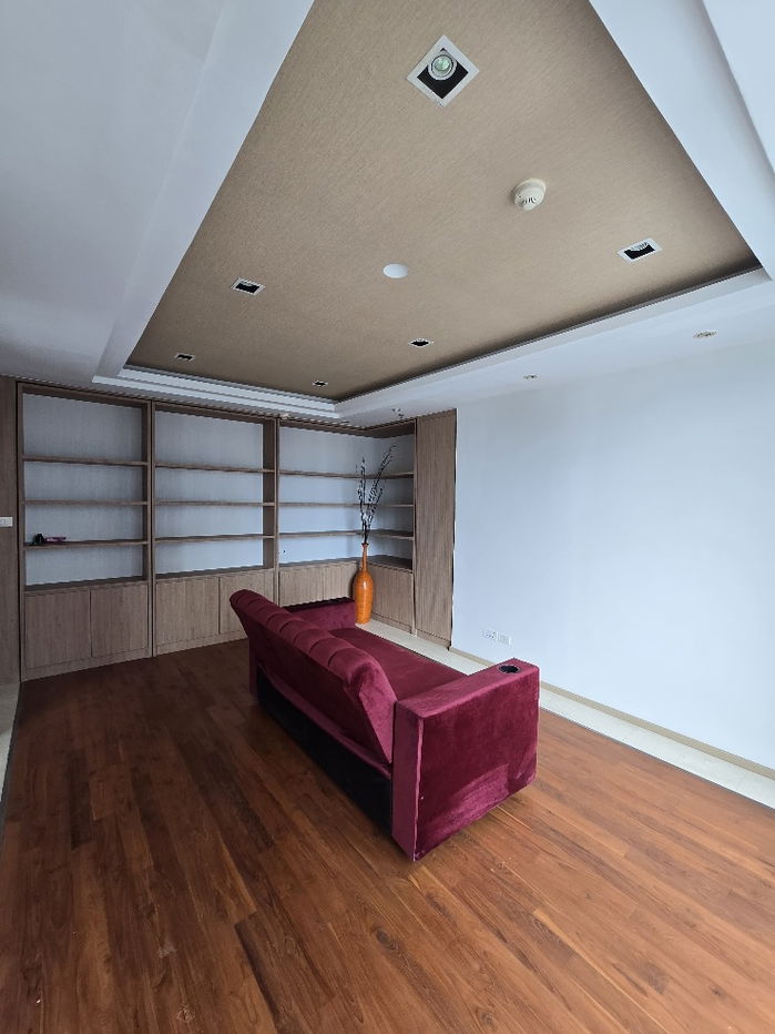 รูป 🟢The Empire Place Sathorn🟢 *** 100,000 baht ***  3bedroom and 3bahtroom (156.86 sqm) - รูปที่ 5/17