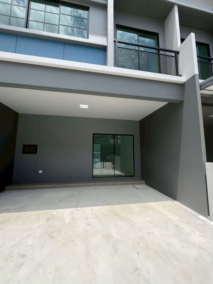 รูป ขายบ้านทาวน์โฮม 2 จอดรถ  ราคาพิเศษ 2.99 ล้าน โครงการสิริเพลส เวสต์เกต ใกล้รถไฟฟ้าสายสีม่วง - รูปที่ 2/17