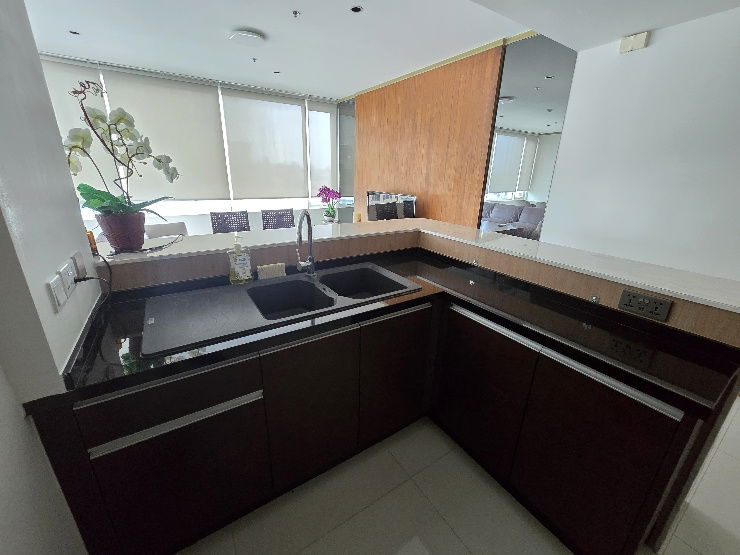 รูป 🟢The Empire Place Sathorn🟢 *** 100,000 baht ***  3bedroom and 3bahtroom (156.86 sqm) - รูปที่ 7/17