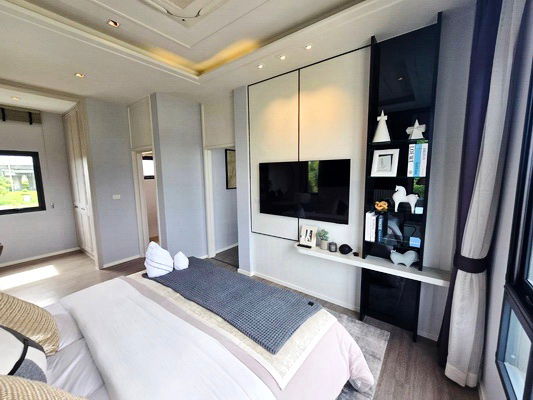 picture FOR RENT GRANDE PLENO SUKHUMVIT - BANGNA / 3 bedrooms 4 bathrooms / 74 Sqw. 160 Sqm. **90,000** NEW HOUSE. CLOSE TO MEGA BANGNA - 7/15