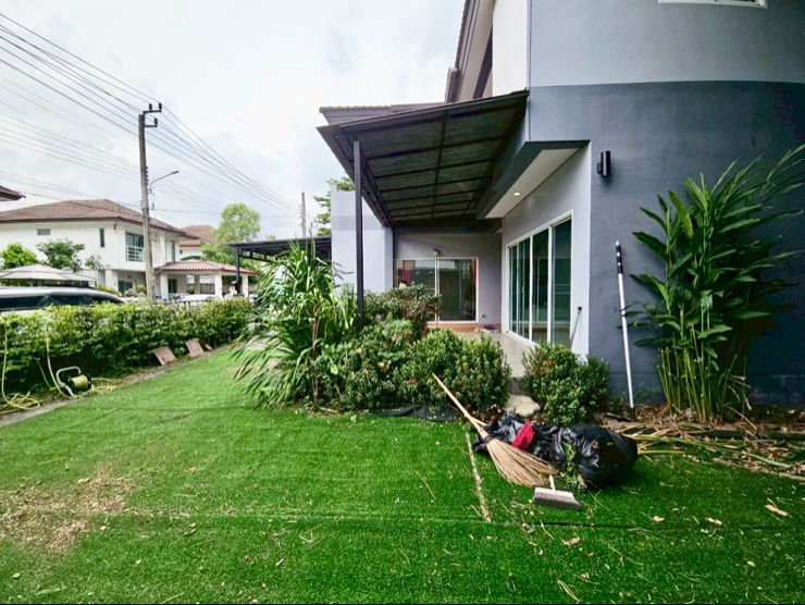 picture 2-Storey House The Tara Ramintra Near Pink Line BTS, Fully Furnished, Spacious, Move-in Ready, Close to Fashion Island & Safari World - 12/15
