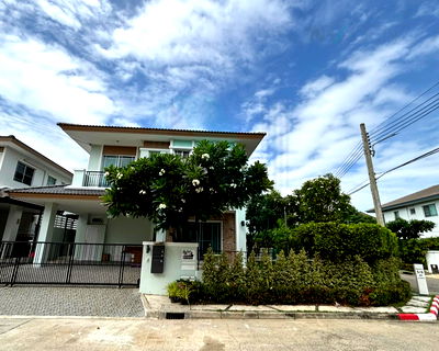 Houses for rent Prawet : 🎉 For Rent 2-story House MANTHANA 2 ONNUT - WONGWAN 3 bedroom 3 bathroom
