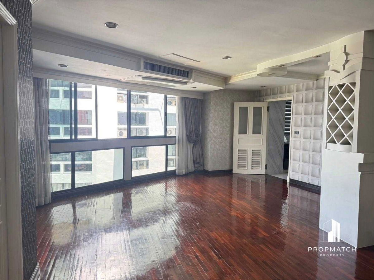 รูป  ✨Flash Deal ✨ The president park sukhumvit 24 ( 3Bed4 Bath 260SQM.) แต่งครบพร้อมอยู่ !! เพียง 75,000 บาทต่อเดือน Tel.0981315848 @propmatch - รูปที่ 4/5