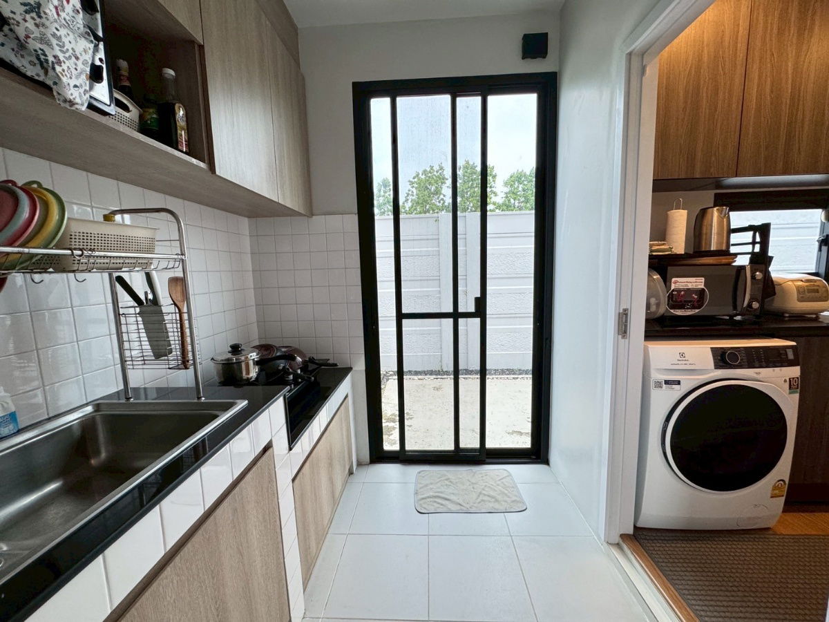 รูป ขายและเช๋า บ้านเดี่ยว บริทาเนีย บางนา กม.12 4ห้องนอน 2จอดรถ พื้นที่ใช้สอย 165 ตร.ม. ที่ดินใหญ่ 62.8 ตร.วา  ตกแต่งสวย ราคา7.5ลบ.ต่อรองได้ เช๋า 45k/ด - รูปที่ 20/49