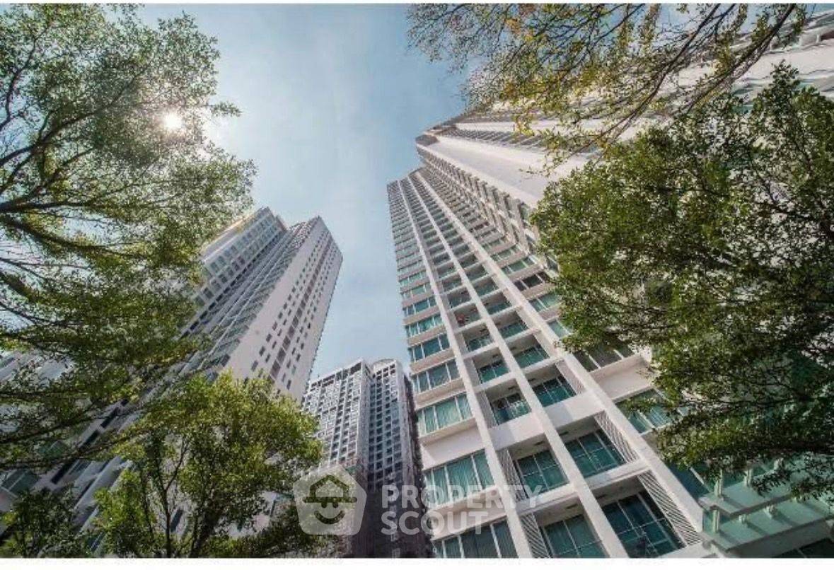 picture 2-BR Condo at T.c. Green Rama 9 near MRT Phra Ram 9 (ID 2229489) - 6/14
